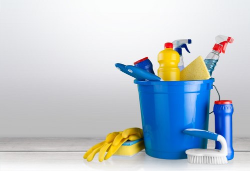 Kitchen deep clean during end of tenancy cleaning service